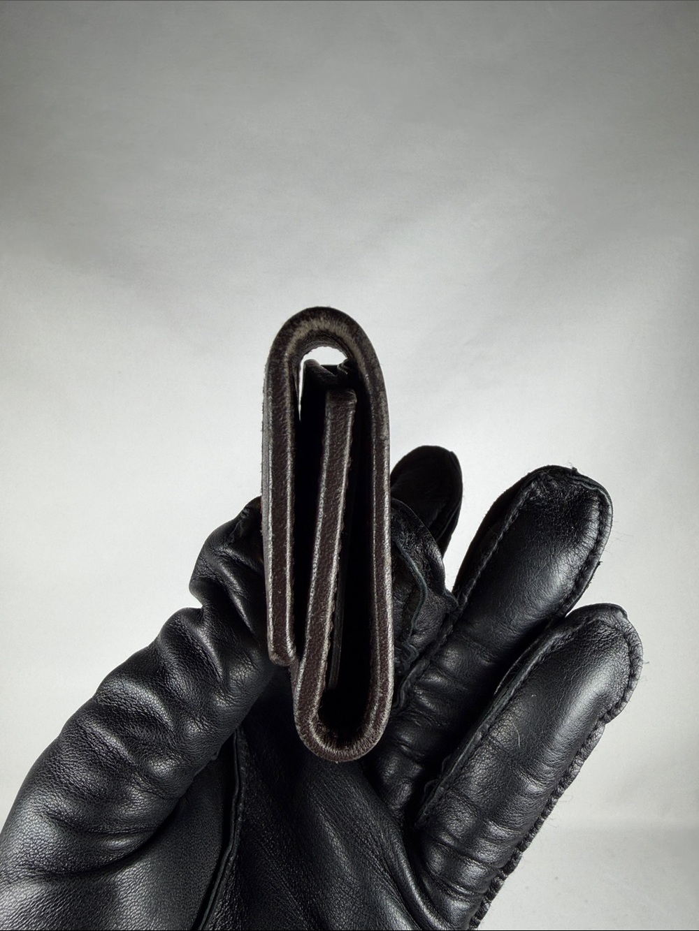 Authentic Gucci Key/Card Holder - Picture 3 of 7